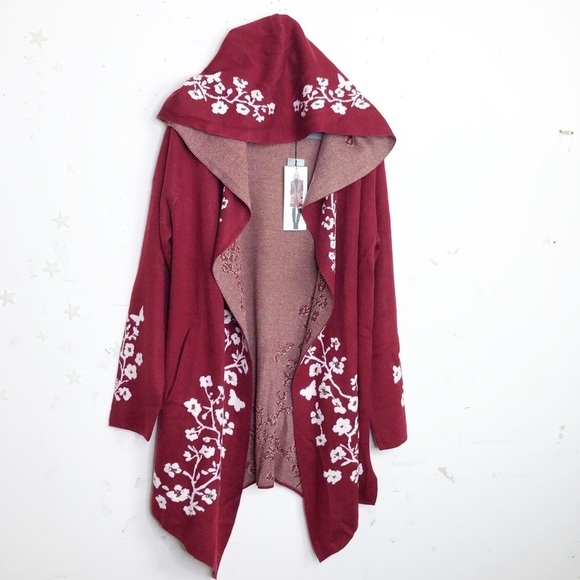𝅺Vertigo poppy intarsia burgundy & white floral hooded cardi sweater coa… - Picture 4 of 15